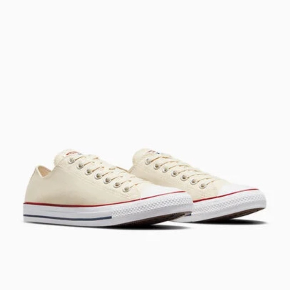 Converse Chuck Taylor All Star | Classic Cream Canvas Sneakers | NEW | size 13m - Picture 2 of 4